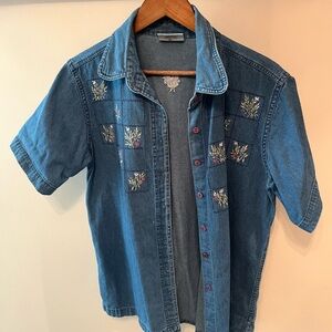 VINTAGE Casual Cove Floral Embroidered Denim Shirt